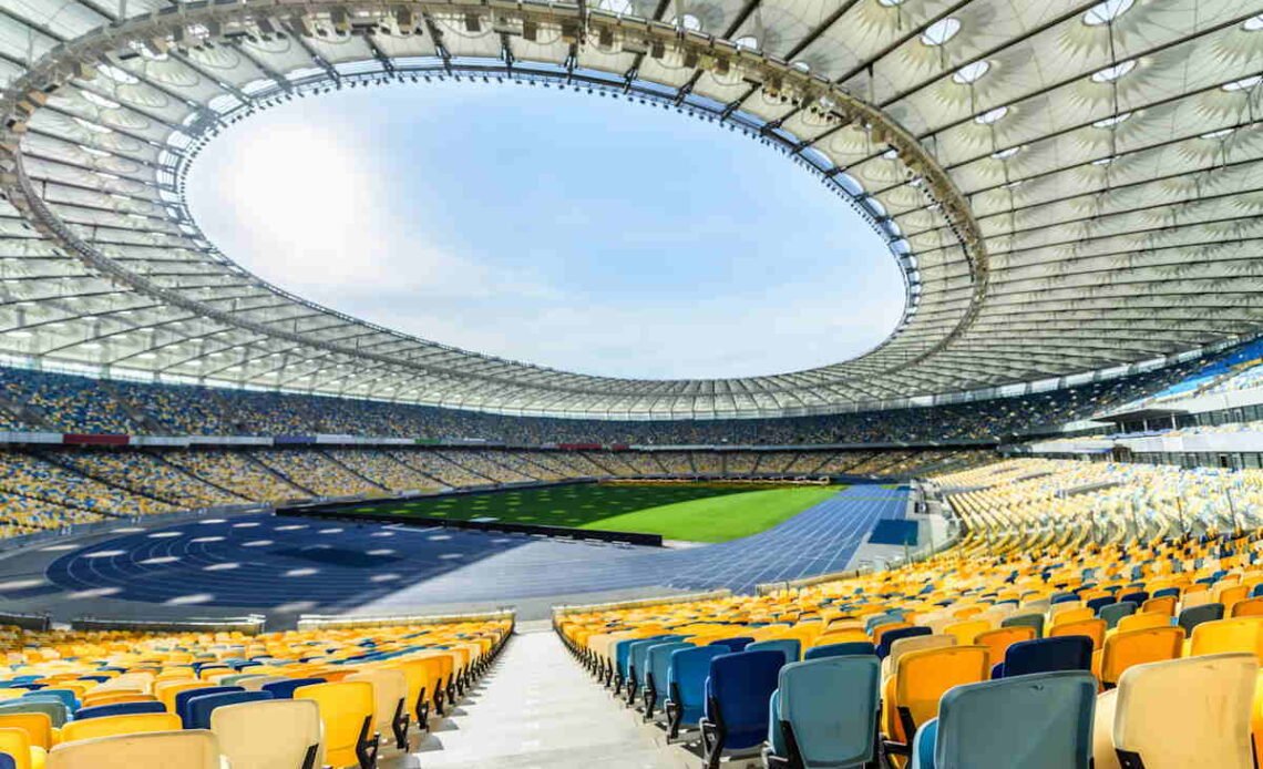 Największe hale i stadiony w Warszawie – jak powstawały i dlaczego imponują technicznie