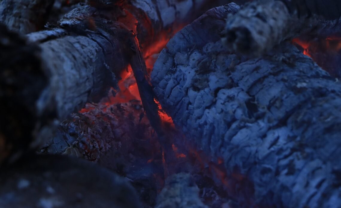 ile kosztuje kominek na drewno
