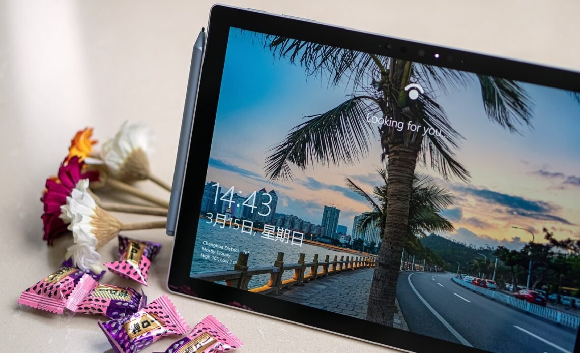 jak zainstalować windows 11 na laptopie bez systemu