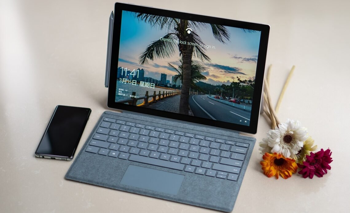jak zainstalować windows 11 na starym laptopie